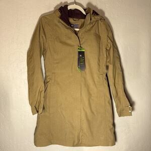 REI La Selva jacket NWT size small. *missing belt